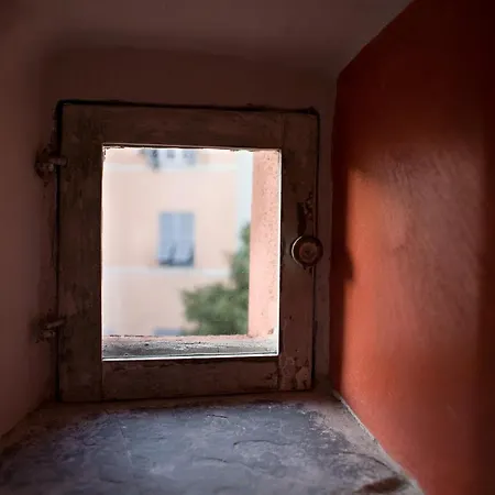 Piume Verdi Couette-café Gênes