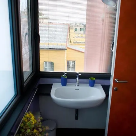 Bed & Breakfast Piume Verdi Genoa